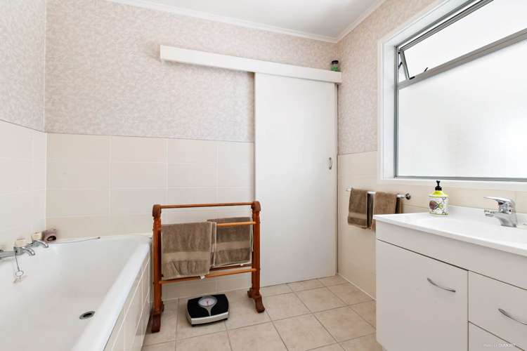 25 Monowai Road Wainui_26