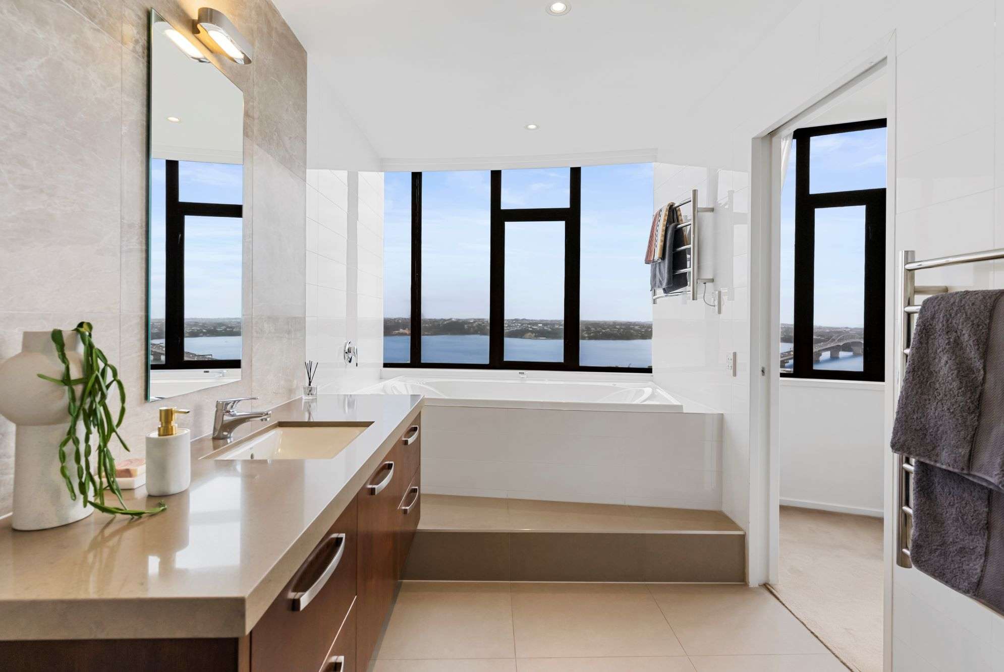 15/10 Shelly Beach Road in St Marys Bay, Auckland