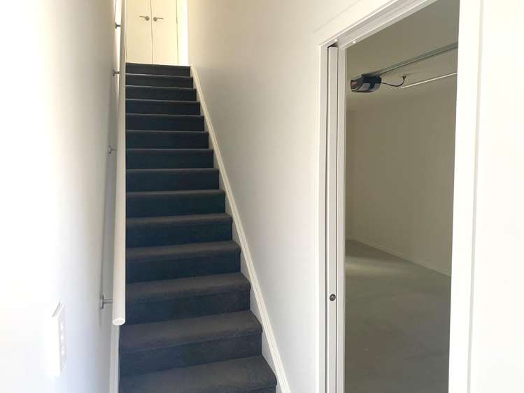 8/3234 Great North Road 1732_2