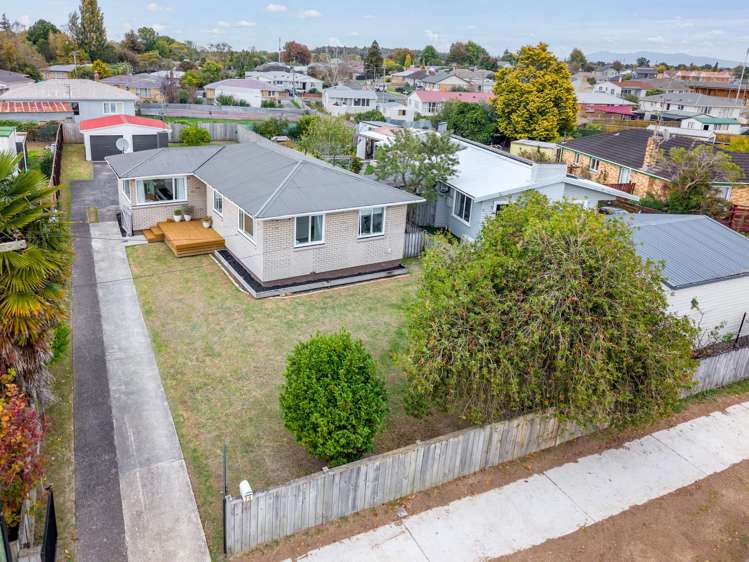 20 Keats Crescent Enderley_16