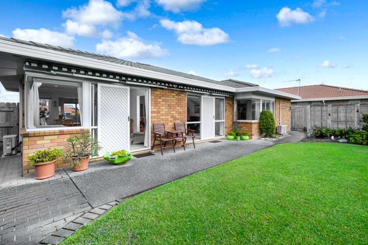 16 Chalmers Close Orewa_8