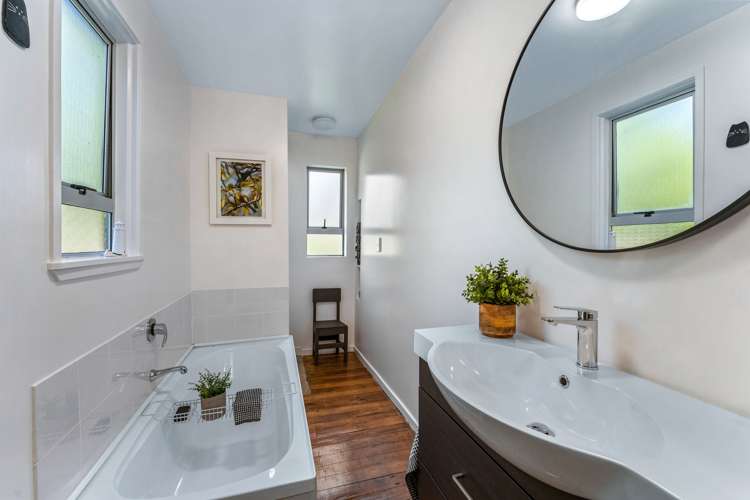 1643 Highcliff Road Portobello_16