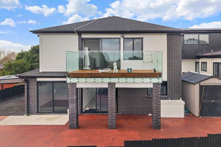 7 Juvena Place Clover Park_14