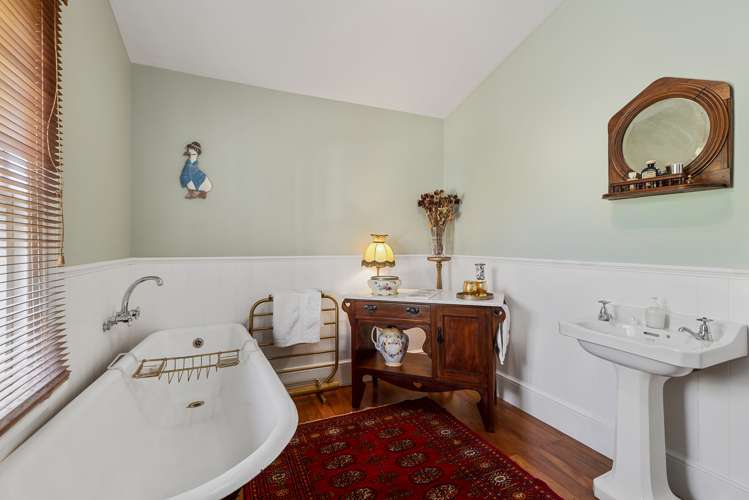 16 Godley Quay Lyttelton_12