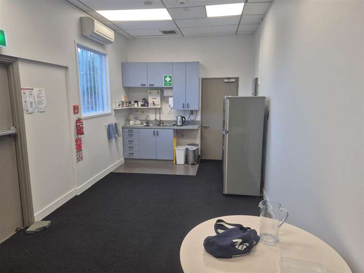 385 Colombo Street Waltham_6