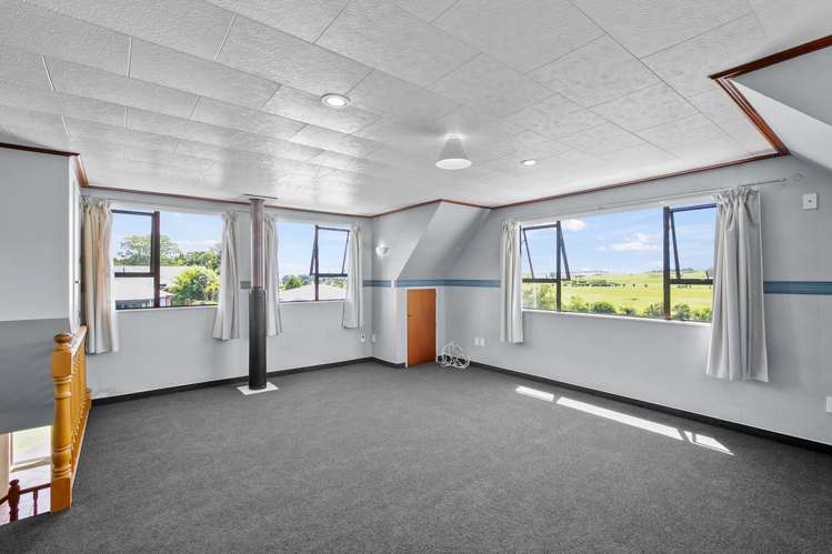 2336 South Road Okato_11