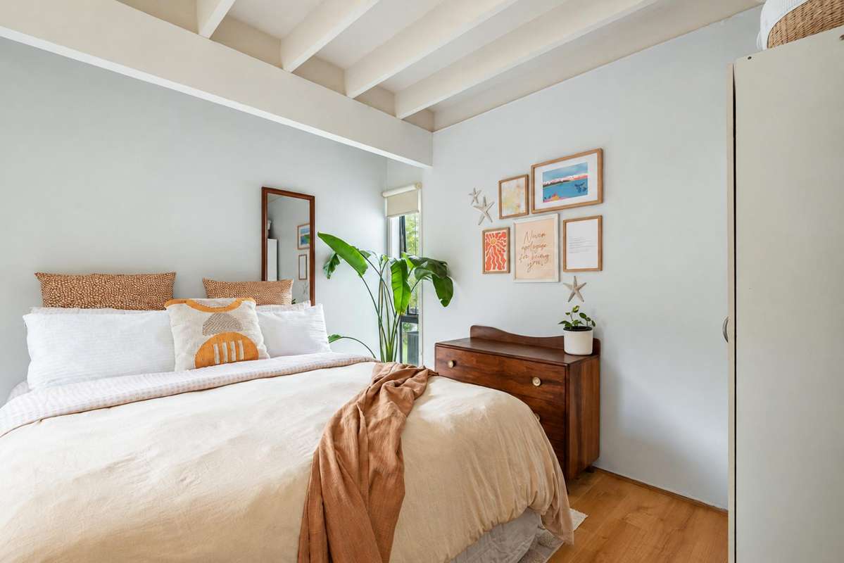 1/103A Mountbatten Avenue_2