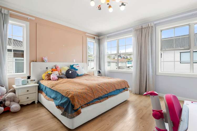 2 Piringa Street Flat Bush_11