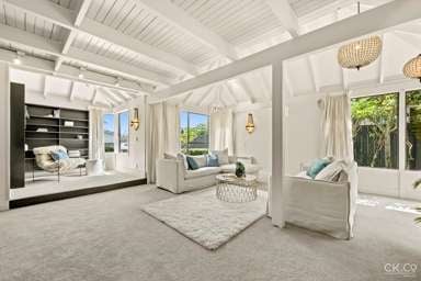 32 Saint Columbans Grove_4
