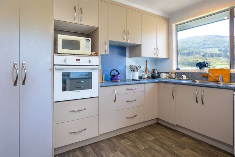 1231 Queen Charlotte Drive Anakiwa and Surrounds_5