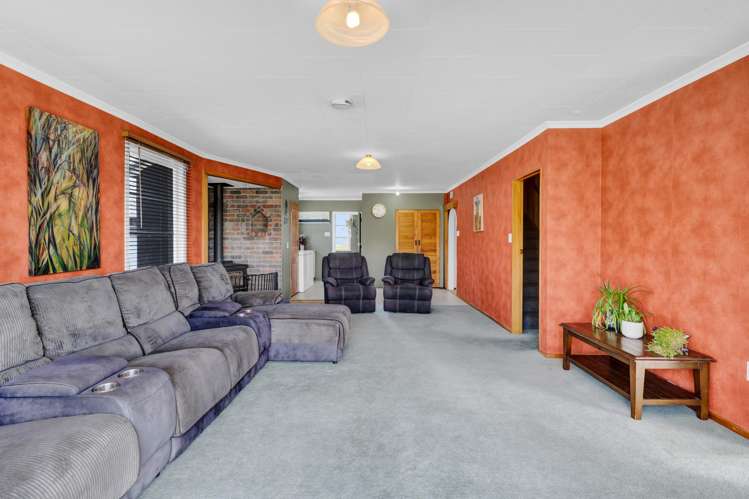 2775 Eltham Road_3