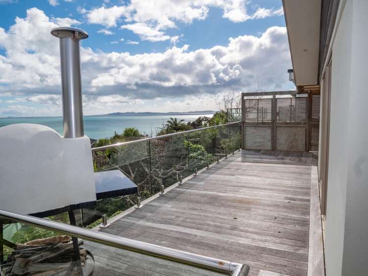 16 Rangikapiti Road Coopers Beach_13