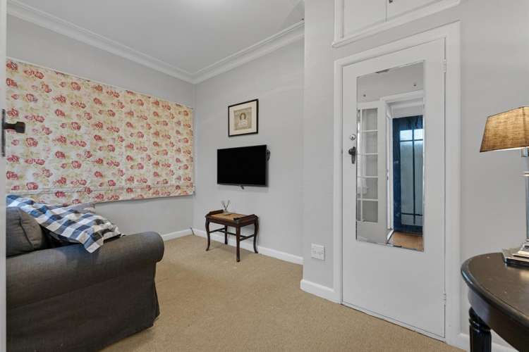 1/15A Kerr Street Devonport_12