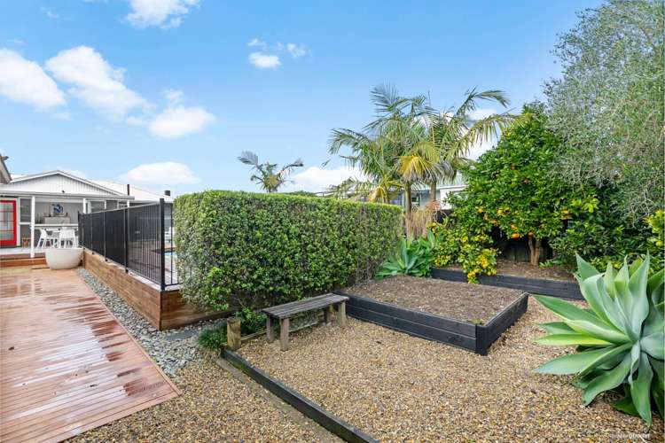 712 Te Atatu Road Te Atatu Peninsula_12