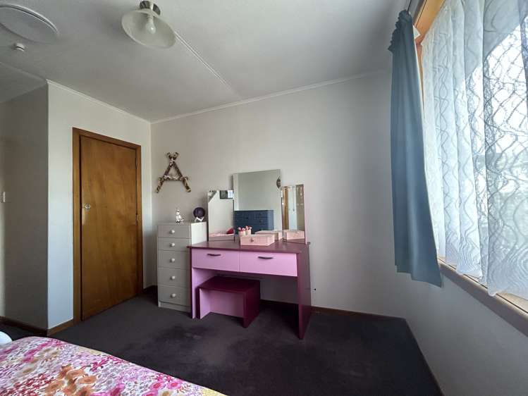 8 Lanark Street Balclutha_11