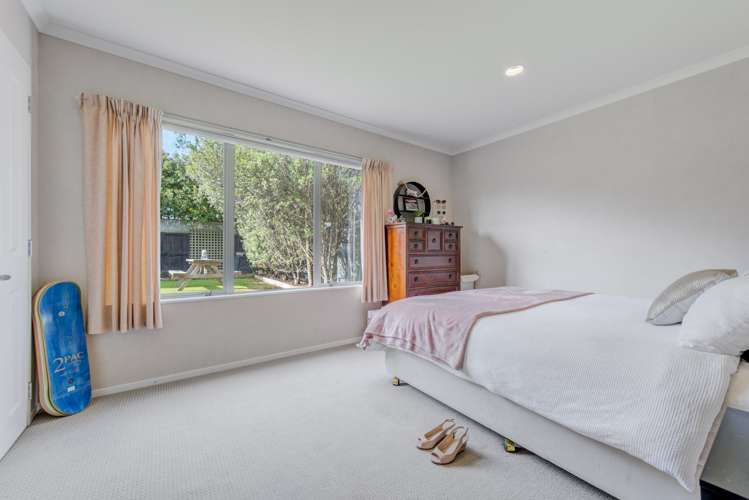 6 Mariner Lane Beachlands_13