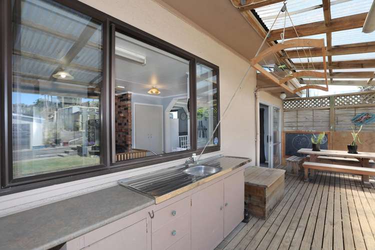 23 Wainui Street Koitiata_34