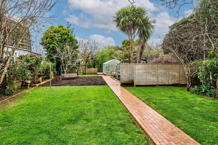 20 Bloomfield Terrace Lower Hutt_1