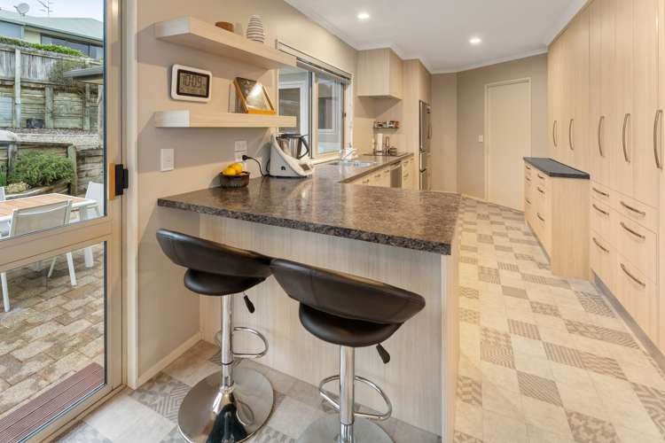 31 Olympus Way Richmond_11