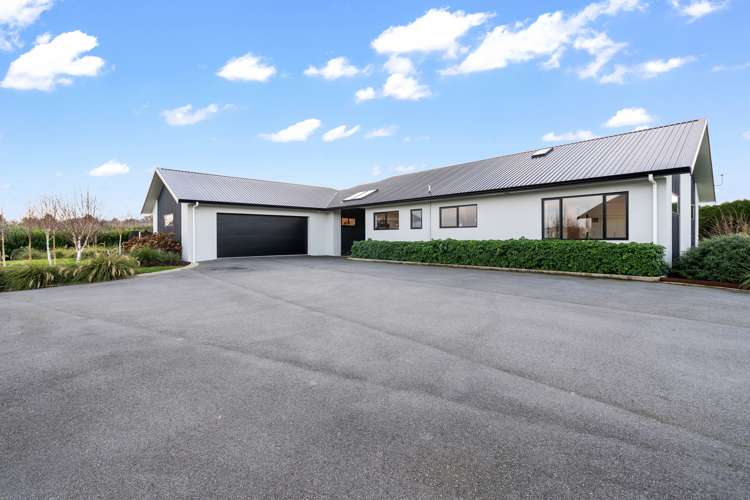 8 Lochend Close Waihopai_31