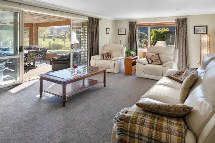 23 Whiting Drive Wakefield_2