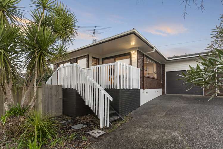 2/42 Raleigh Road Northcote_14