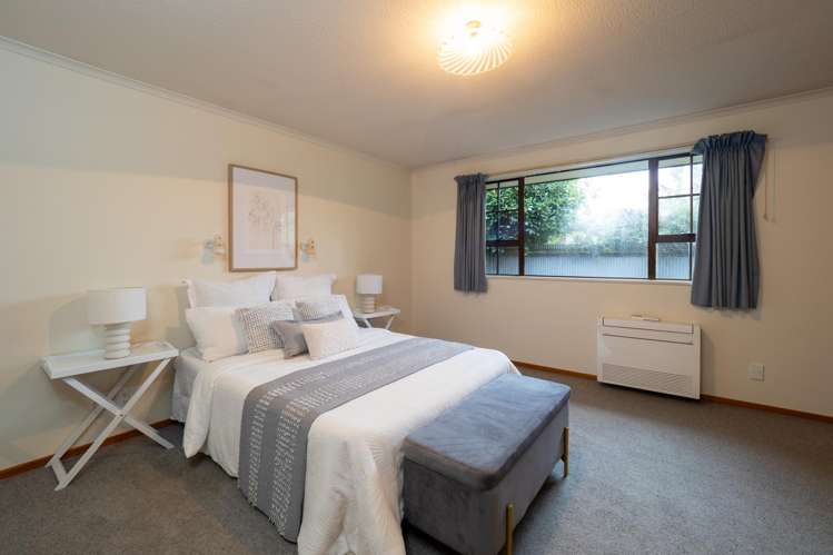 8 Burton Place Allenton_13