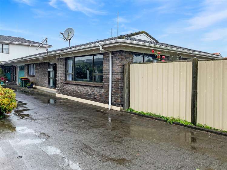 5/84 Ranolf Street Victoria_16