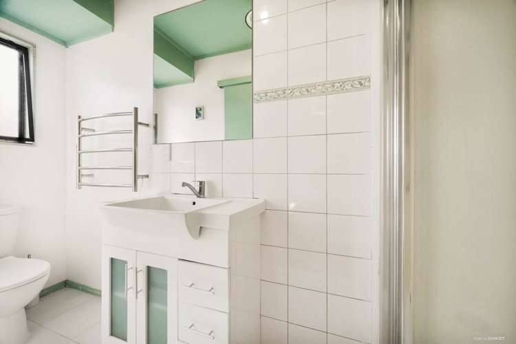 2/878 East Coast Road Northcross_17