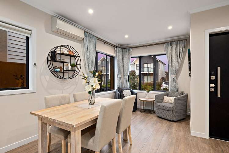 14 Sacred Kingfisher Road Hobsonville_3