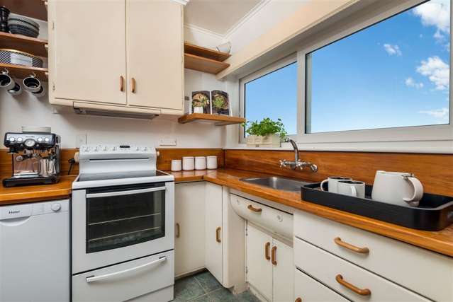 4/7 Lydia Avenue Northcote_4