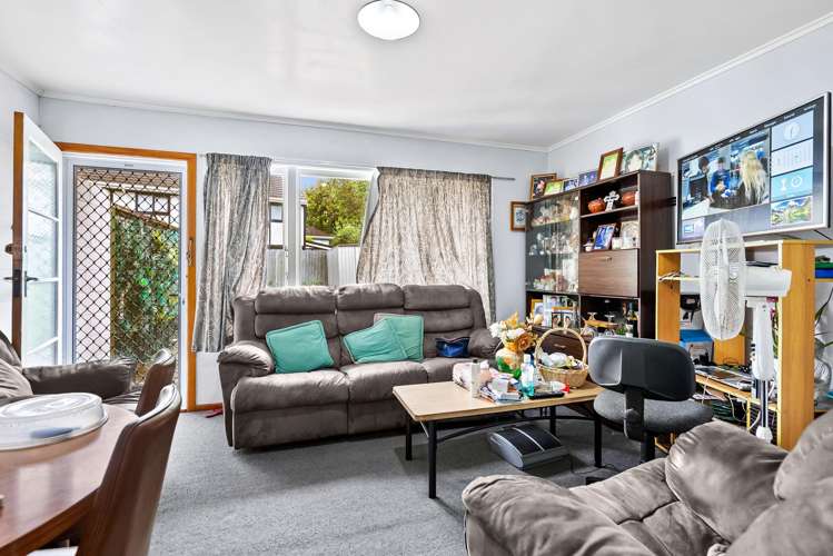 2&3/256 Kamo Road Whau Valley_5