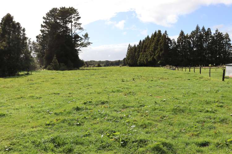 970 Pembroke Road West Stratford West_2