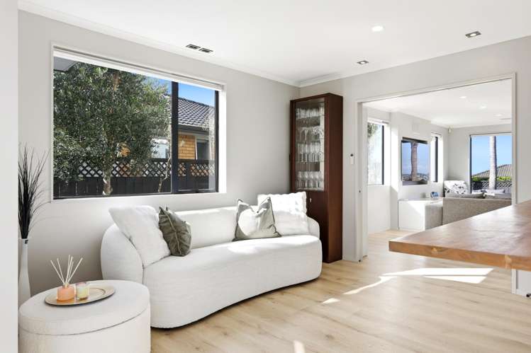 99 Grovenor Drive Orewa_17