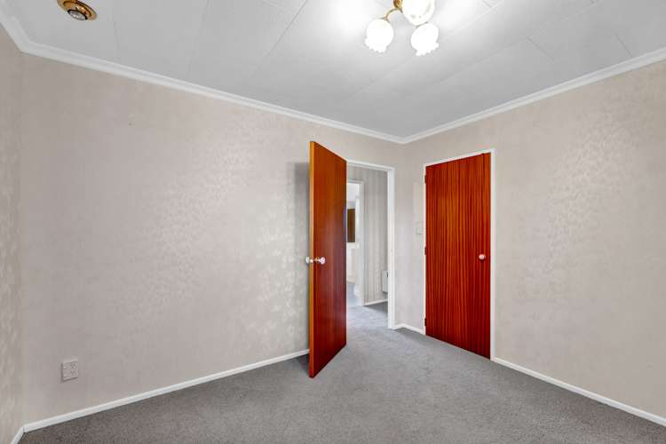 5a Surrey Street Hawera_13