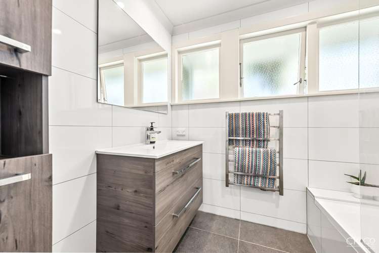 230 Waiwhetu Road Waterloo_17