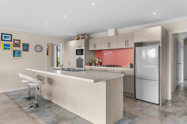 18 Kihi Place Ruakaka_3