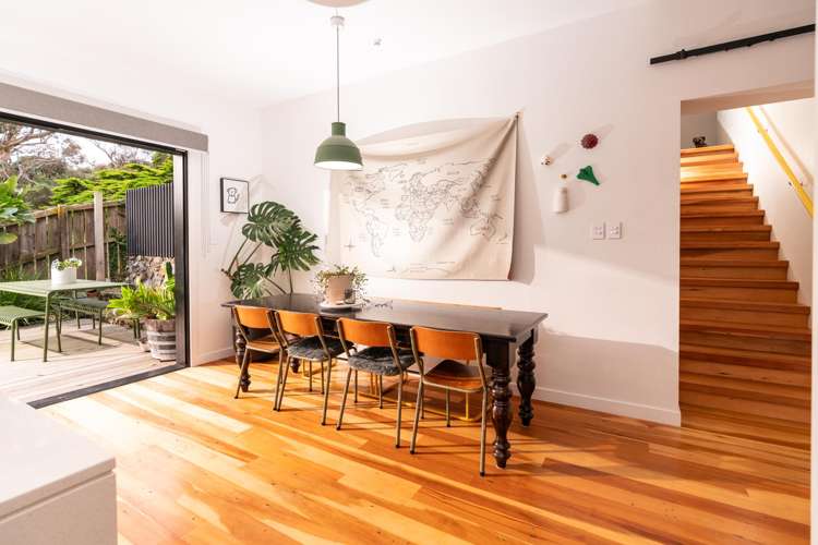 13 Elphinstone Avenue Strathmore Park_10