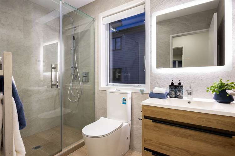 10 Turutu Place Long Bay_21