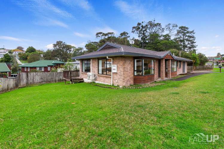 14 Milan Drive Glen Eden_18