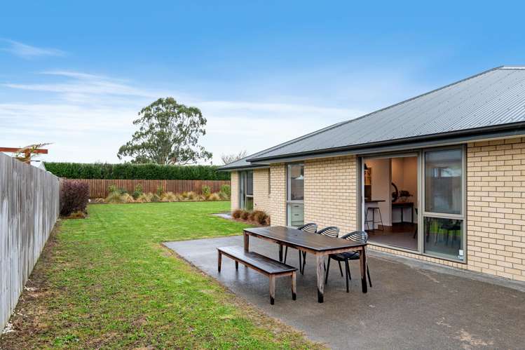 33 Cressy Place Darfield_17