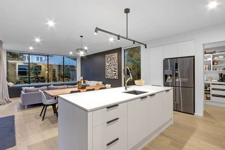 18 Clissold Street Merivale_5