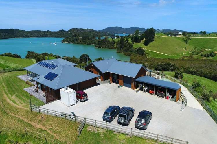9 Whangaruru Wharf Road_1