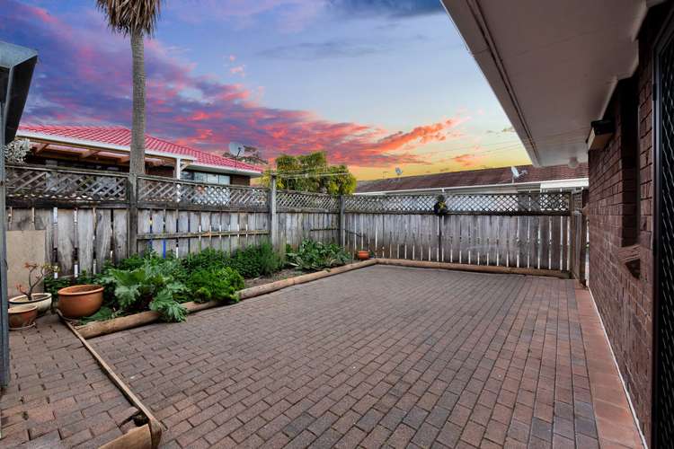 2/52 Seabrook Avenue New Lynn_17