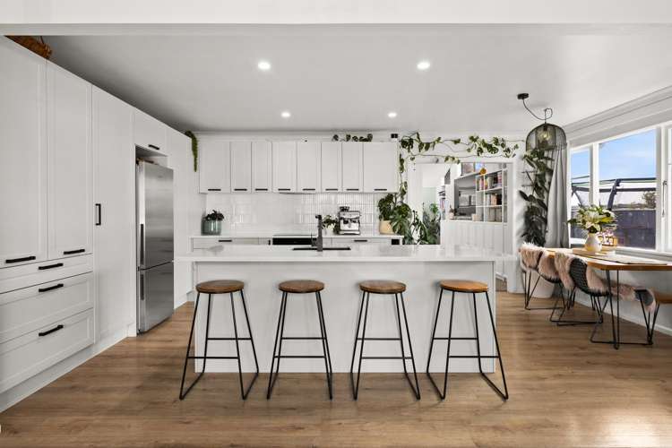 5 Gavin Black Street Meeanee_4