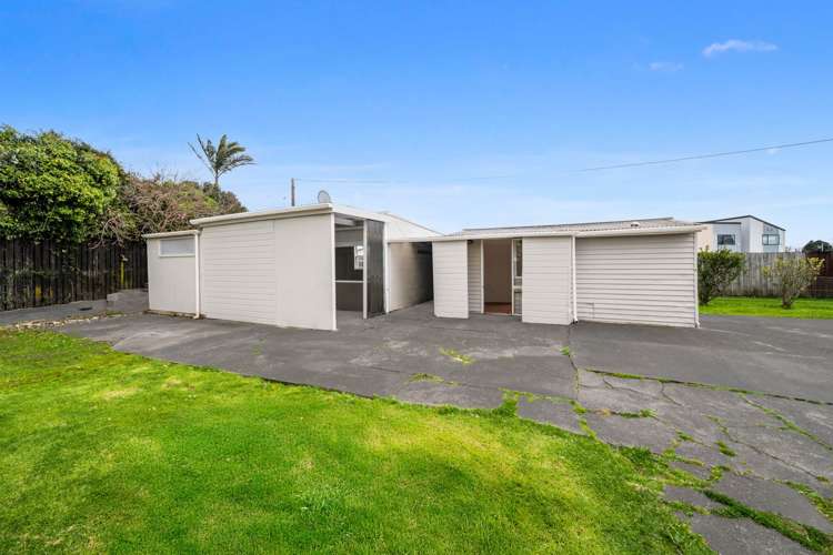19 Edgerton Road Te Atatu Peninsula_23