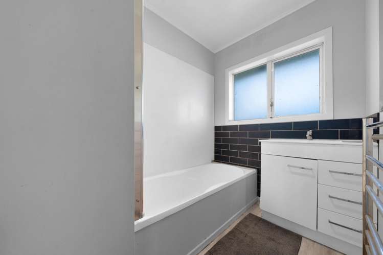 176 Tennessee Ave Mangere East_16