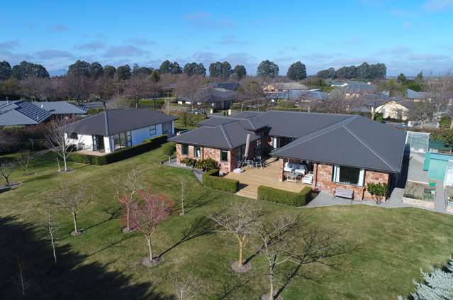TWO HOMES. SO MANY POSSIBILITIES.