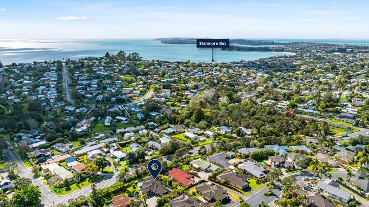40 Rivervale Grove Stanmore Bay_22