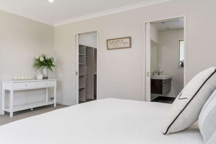 37 Longspur Avenue Wigram_14